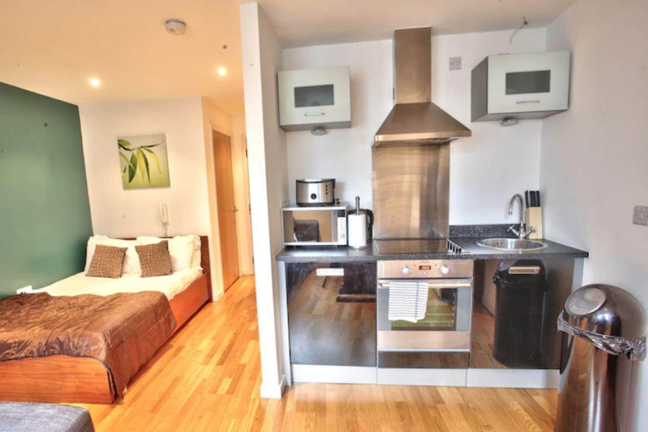 Quay Apartments Leeds Leeds  Ngoại thất bức ảnh