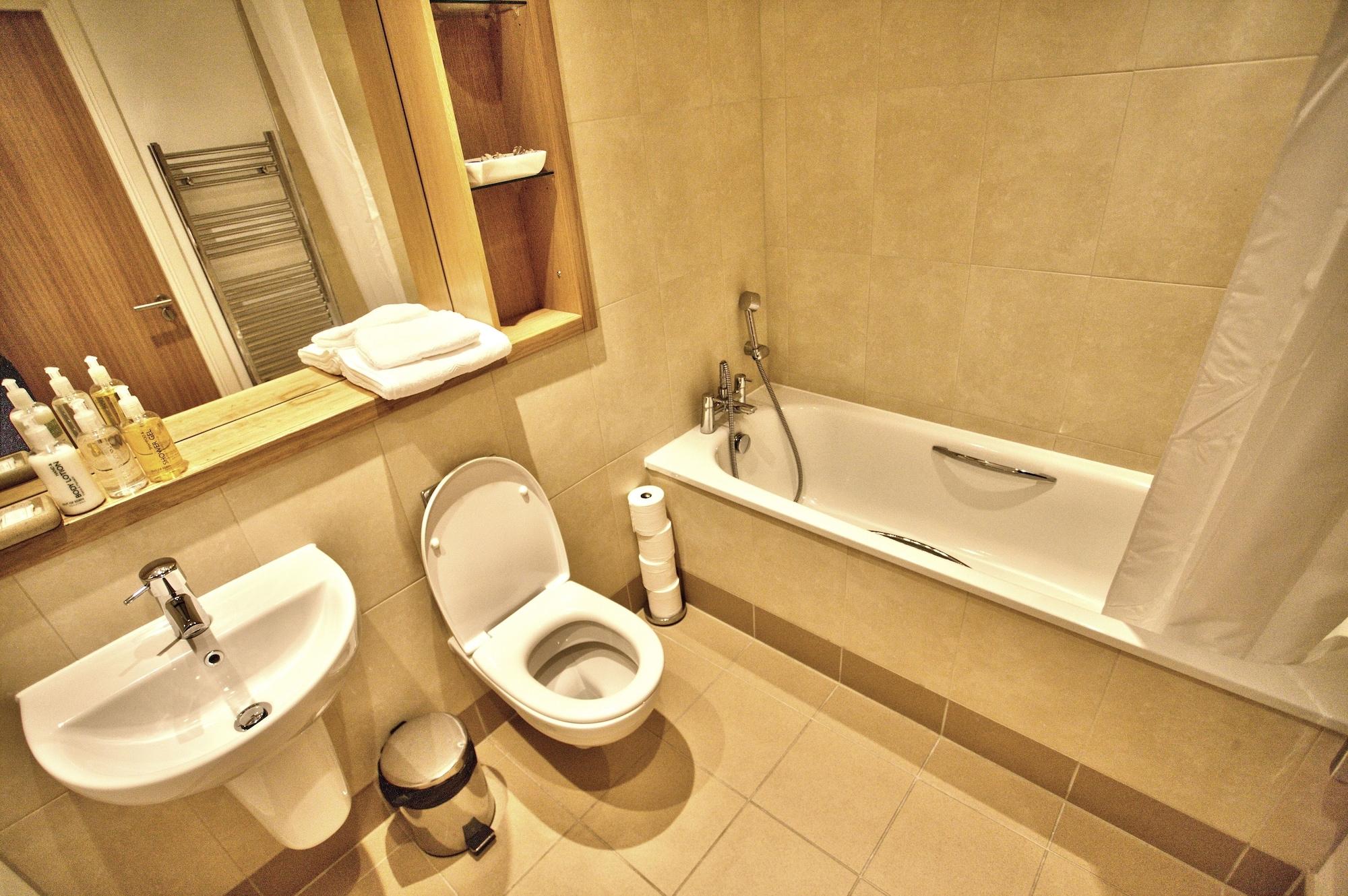 Quay Apartments Leeds Leeds  Ngoại thất bức ảnh